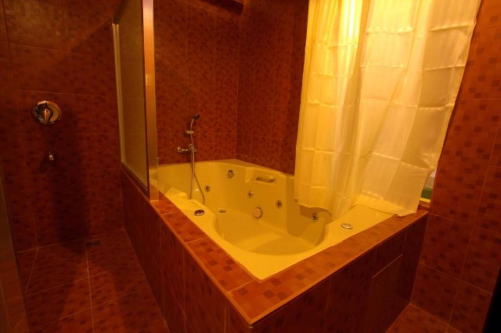 Icon Hotel Manila Szoba fotó