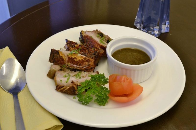 Icon Hotel Manila Kültér fotó